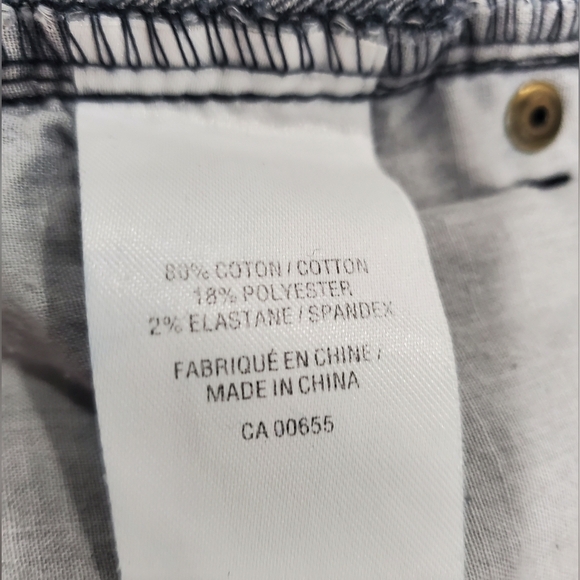 Reitmans - Dark Wash Denim Shorts - Sz 15 - Picture 6 of 6